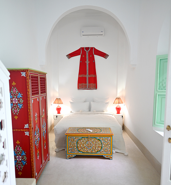 Chambre Safran - décor rouge traditionnel